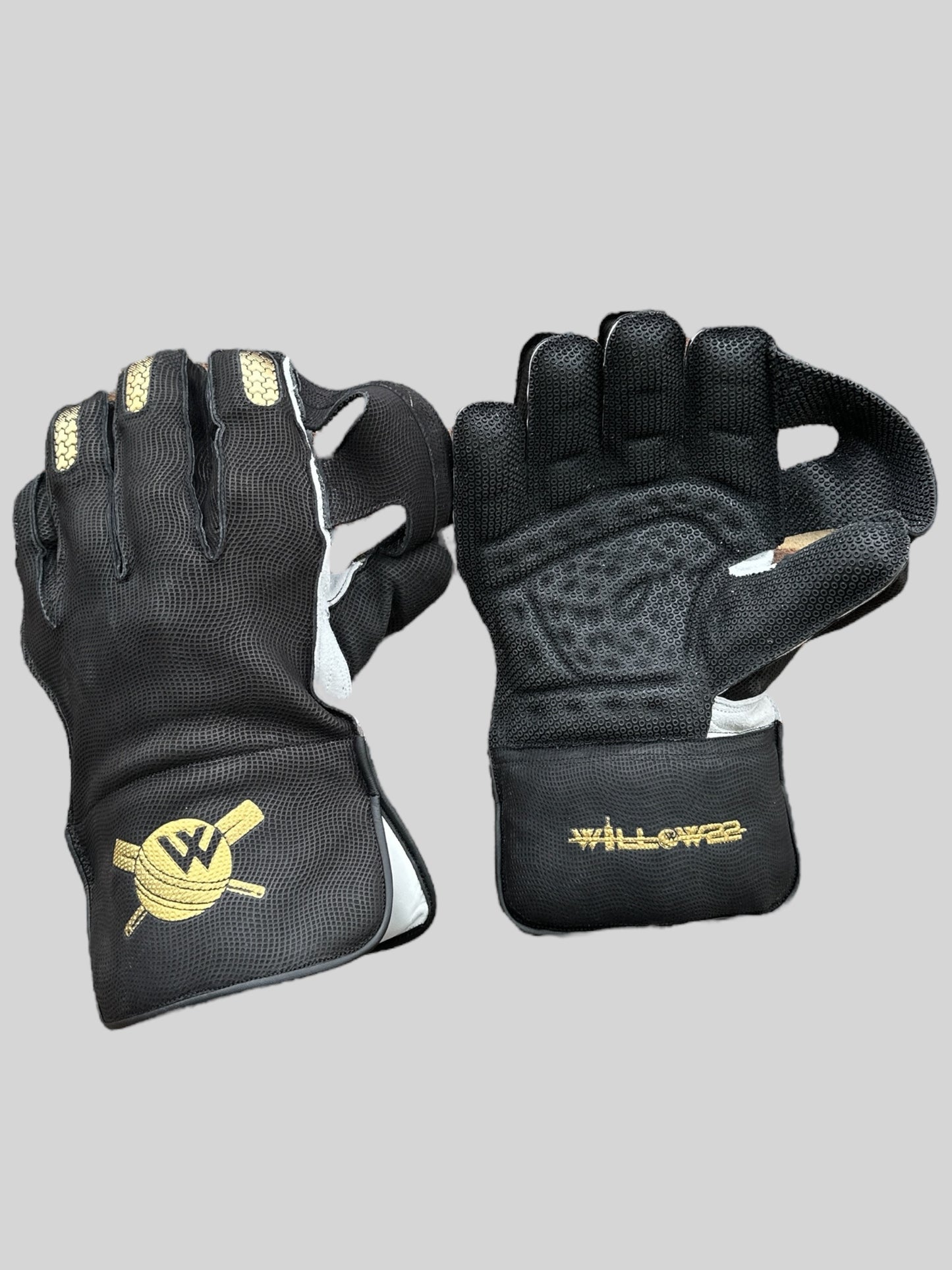 WICKET KEEPING GLOVES BLACK