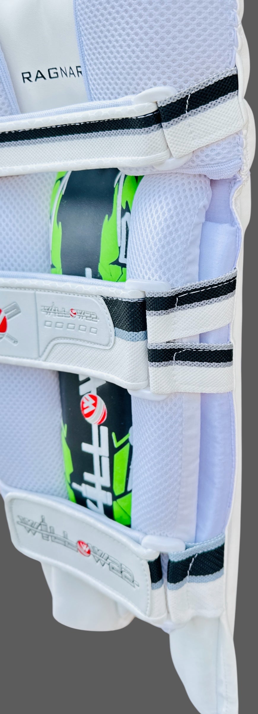 Ragnar Adult Batting Pads! Professional lightweight legguards