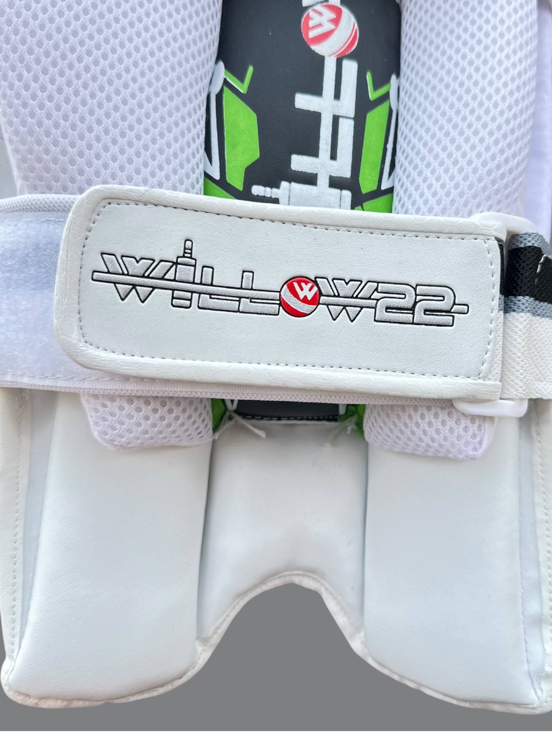 Ragnar Adult Batting Pads! Professional lightweight legguards